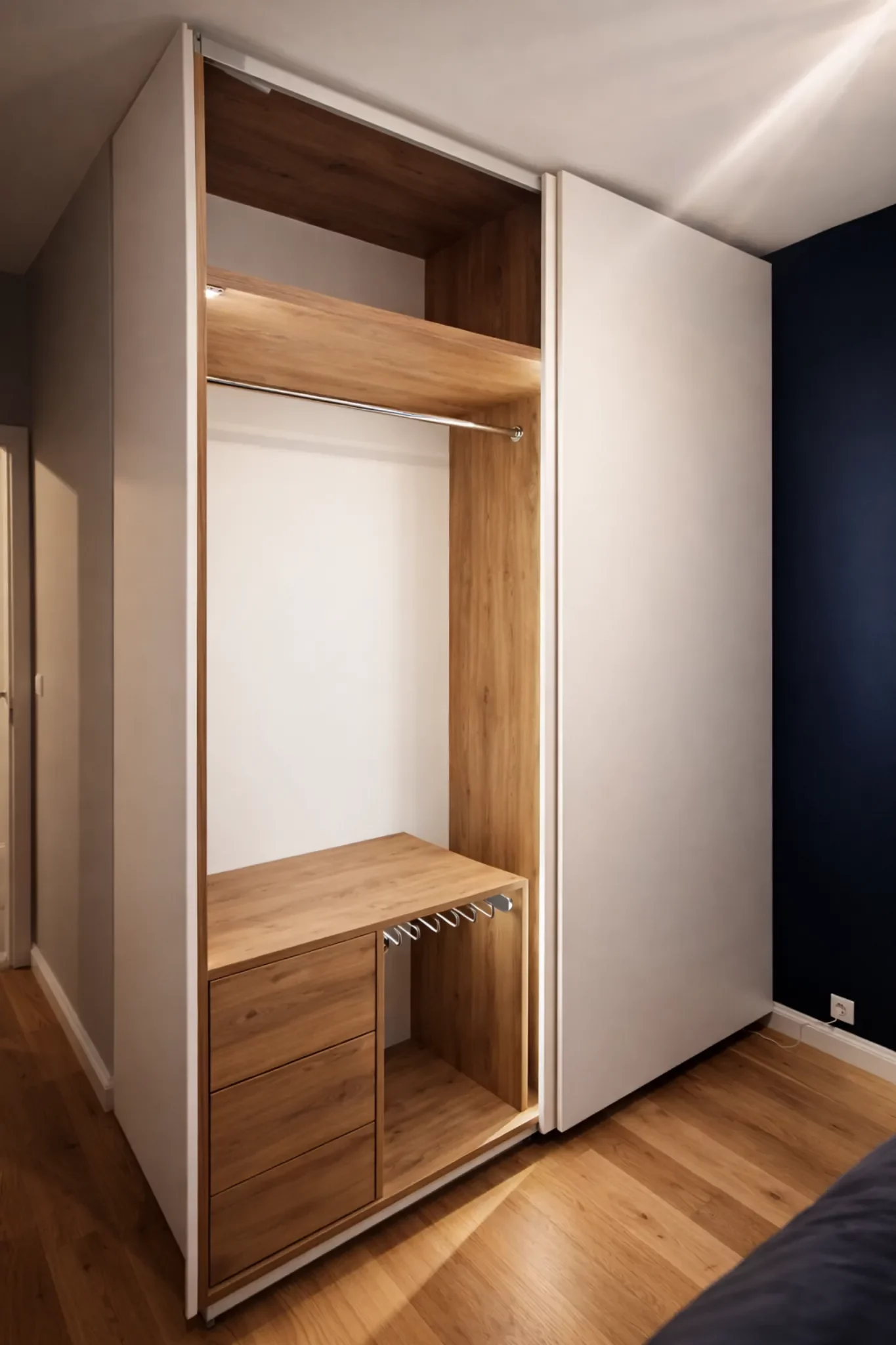 szafa na wymiar wnetrze drazek led